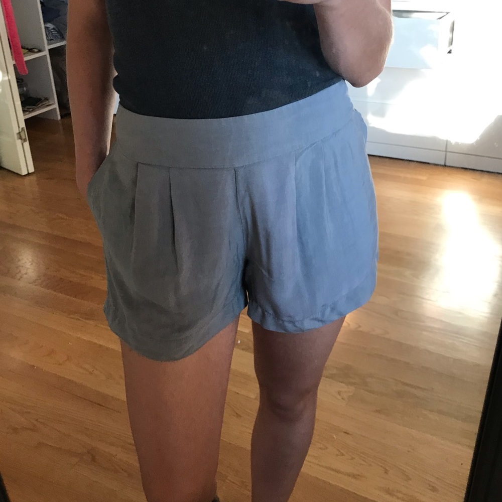 Gray Bow Shorts